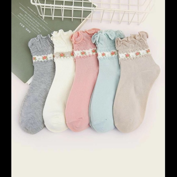 Assorted socks bundle - Picture 2 of 5